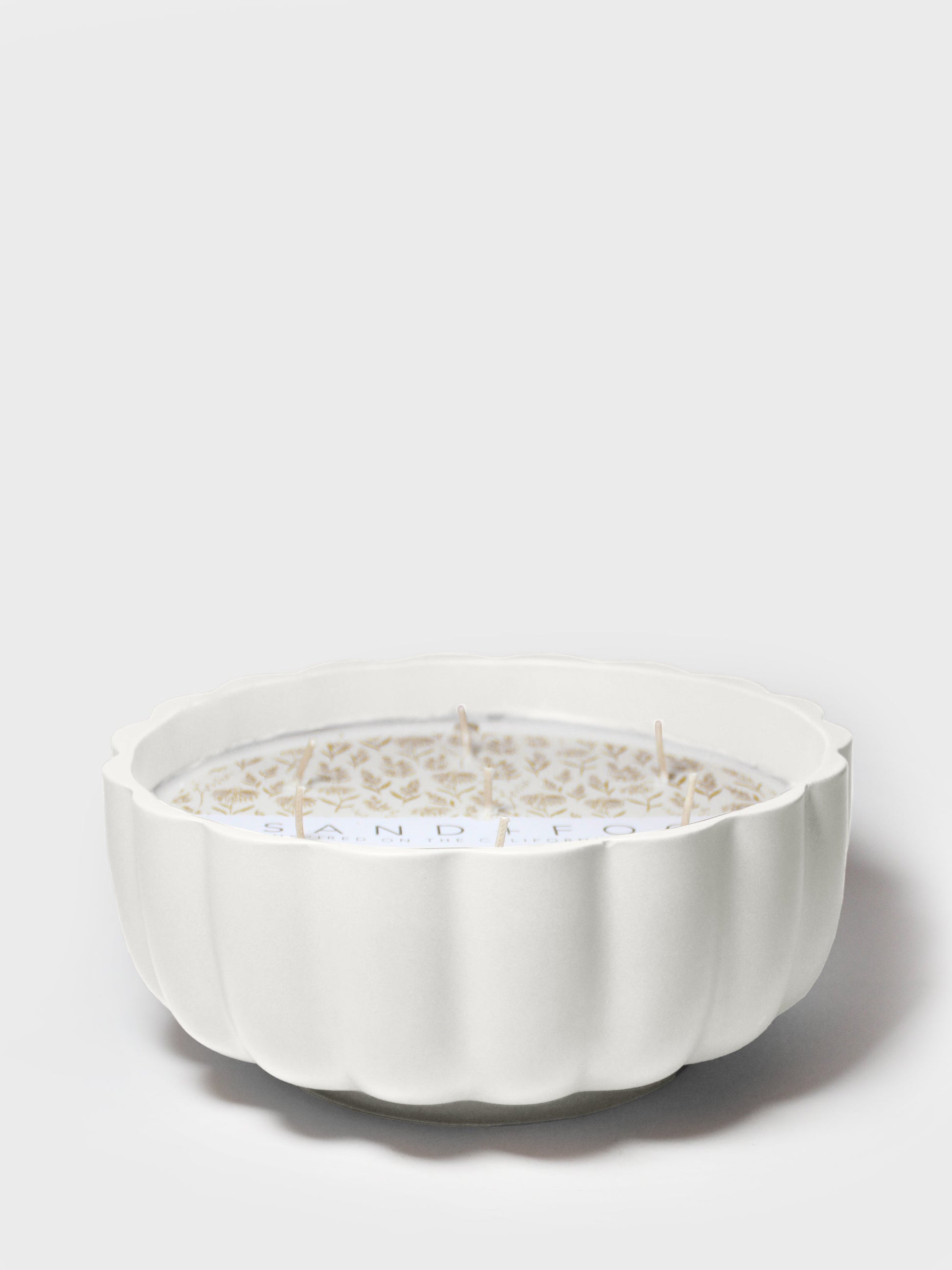 Falling Leaves 43 oz scented candle