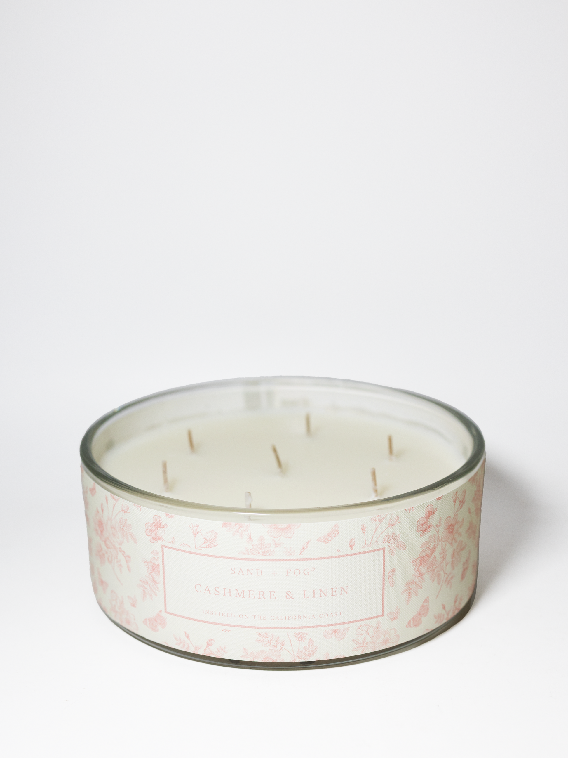 Cashmere & Linen 34 oz scented candle